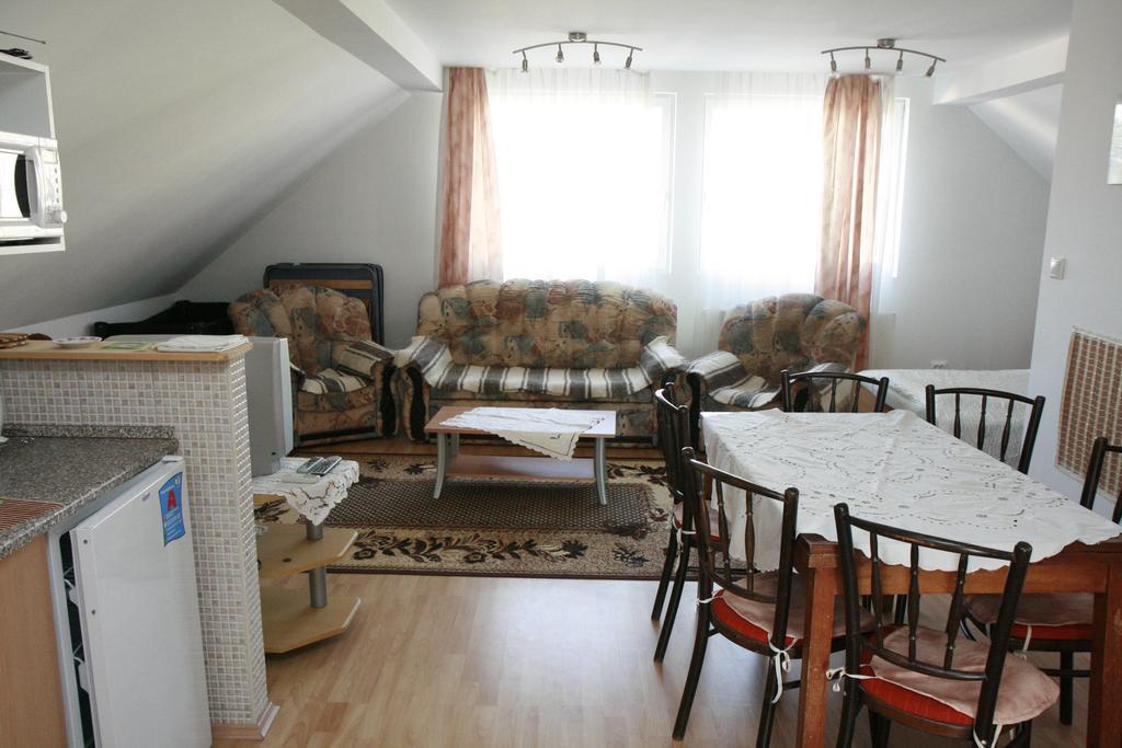 Apartment Kata Štúrovo Exterior foto